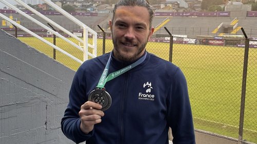 ENTRETIEN. Joffrey Tavares, footballeur sourd de haut niveau et médaillé d'argent aux Deaflympics : "Faire Paris 2024 aurait été un rêve"
