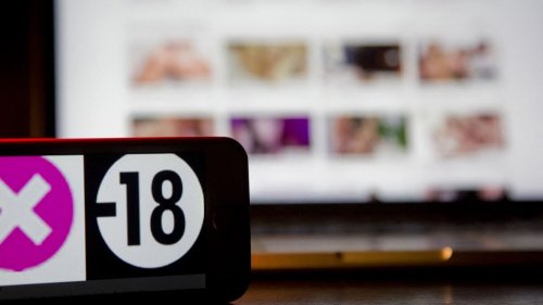 Soupçons de viols dans le milieu du porno : quatre nouvelles gardes à vue