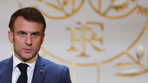 Emmanuel Macron promet un "rendez-vous avec la nation" en janvier pour envoyer "un message d'unité"