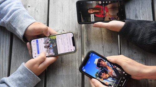 Aux États-Unis, des jeunes rejettent les réseaux sociaux pour préserver leur santé mentale