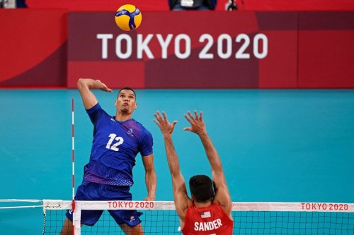 JO 2021 : Daryl Bultor et Stephen Boyer en quart de finale, une première pour l'équipe de France de volley - Outre-mer la 1ère