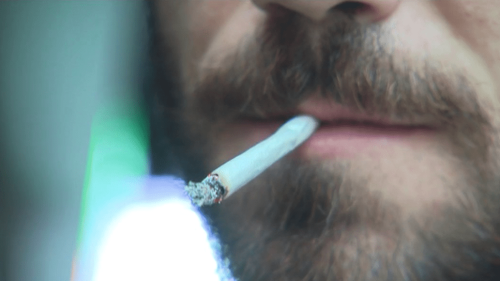 Tabac : le prix du paquet de cigarettes grimpera à 12 euros en 2025
