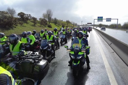 Plus de 2 000 motards en colère défilent à Rouen contre la Zone à Faible Emission (ZFE)