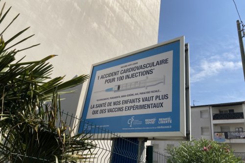 Vaccin contre le Covid 19 : de nouvelles affiches antivax placardées dans Toulouse provoquent la polémique