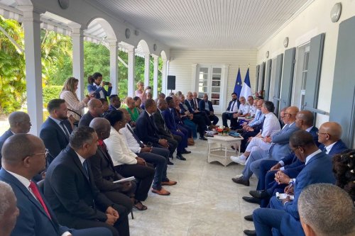 Visite de Gérald Darmanin en Guadeloupe : la lutte contre l'insécurité au centre des discussions entre les élus et le ministre de l'Intérieur et des Outre-mer