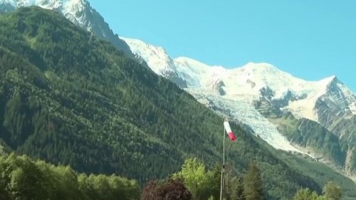 Ouverture des soldes d'été, aéroports en grève dans le sud, marathon du Mont-Blanc… L'actualité du samedi 25 juin en France