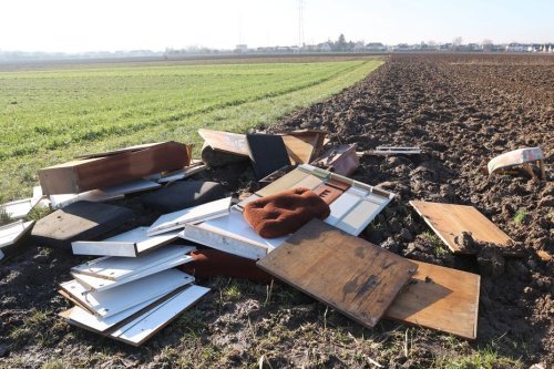Jusqu’à 15 000 euros d'amende en cas de dépôt sauvage, pour lutter contre les abandons de déchets, cette ville durcit le ton