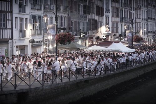Meurtre aux fêtes de Bayonne : six hommes et une femme placés en détention provisoire