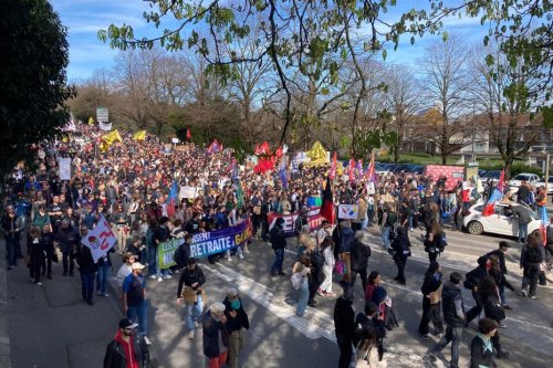 Manifestation du 28 mars en Franche-Comté : des milliers d'opposants à la réforme des retraites dans la rue