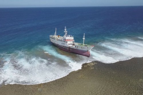 Tuamotu : présentation des "voies maritimes recommandées" pour éviter les échouages de bateau - Polynésie la 1ère