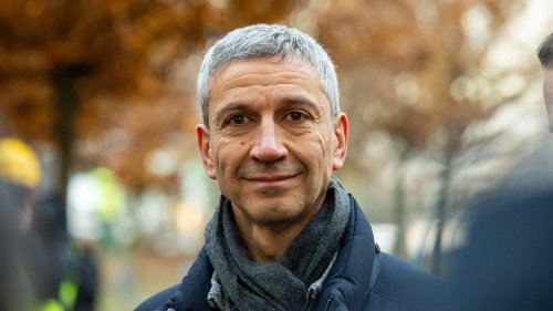 Végétalisation et piétonnisation de Paris : "Nous allons tout simplement poursuivre et même amplifier ces mesures", affirme l'adjoint au maire