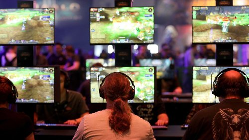 Jeux vidéo : licences phares, métavers, inclusion... Cinq questions sur le rachat colossal d’Activision Blizzard par Microsoft