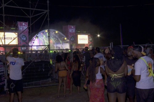 Culture : sur la plage de Roseau, c'est la fièvre à la Karukera One Love festival
