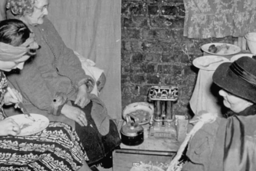 "Il y avait un coiffeur, des livreurs de lait, un postier, c’était une ville sous la ville" : vivre dans des kilomètres de tunnels