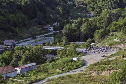 La construction d'un complexe religieux, en plein cœur d'un parc régional, continue de faire polémique en Ardèche