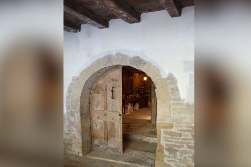 Cette maison, âgée de 934 ans, est... la plus vieille de France : "les visiteurs nous disent : vous vivez dans l’histoire"