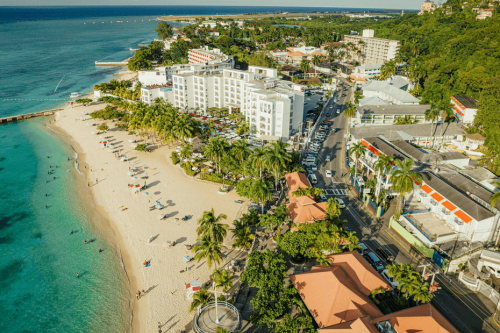 Jamaïque : les habitants n'ont pas accès à la quasi-totalité des plages du pays