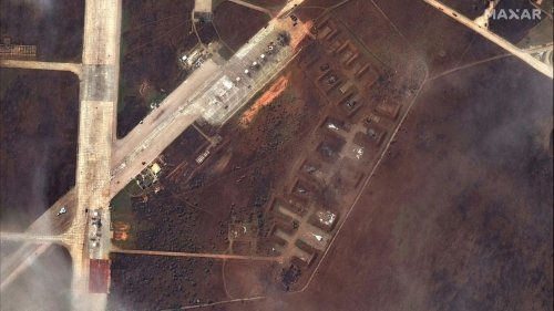 Guerre en Ukraine : le Pentagone américain dit "ignorer" l'origine des explosions sur une base russe en Crimée