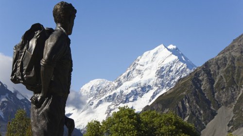 Récit "On se l'est fait ce salaud" : il y a 70 ans, Edmund Hillary domptait l'Everest pour la première fois de l'humanité