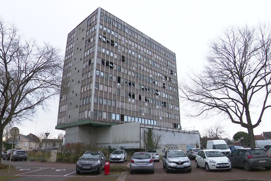 Chute mortelle du huitième étage d’une jeune femme à Nevers : les pistes privilégiées par l’enquête