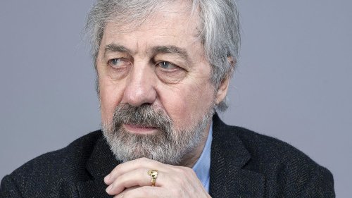 "Enfant de salaud" de Sorj Chalandon: la vérité sur son père dévoilée dans l'ombre du procès Barbie