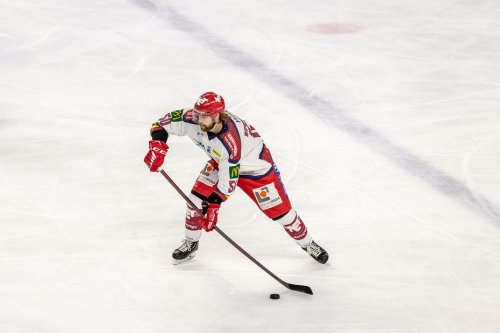 Hockey sur glace : Grenoble écrase Cergy-Pontoise lors du premier match de la demi-finale du championnat de France