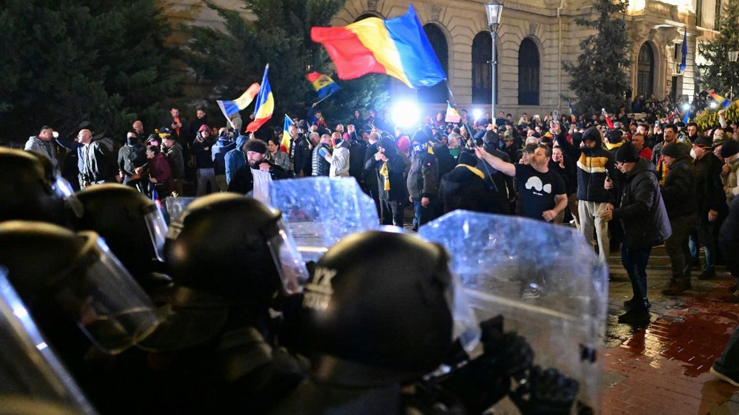 Crise politique en Roumanie : un pays cible de la Russie et sous pression des États-Unis
