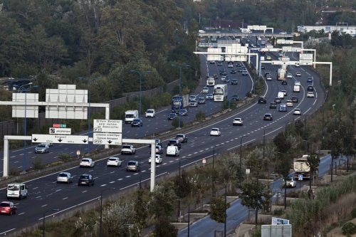 "Ils m'ont pris 400 balles et ils se sont barrés" : sur Tik Tok, un jeune automobiliste raconte le piège qu'on lui a tendu sur le périphérique