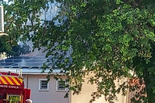 Boulouparis : une salle de classe entièrement brûlée dans une école maternelle