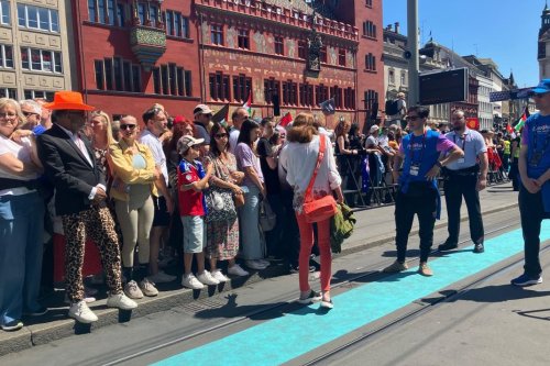 Eurovision : pour la cérémonie d'ouverture, Bâle déroule le tapis turquoise aux artistes