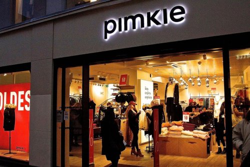 Pimkie annonce la suppression de 257 postes et la fermeture de 64 magasins d'ici 2027