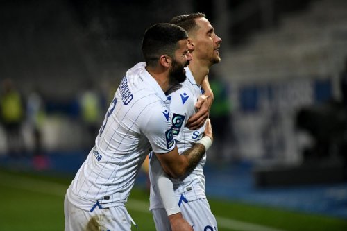 Ligue 2 : Auxerre s'impose sous la neige face à Châteauroux
