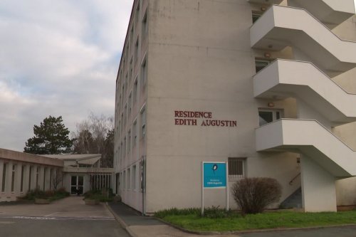 La municipalité de Poitiers suspend la fermeture de la résidence Édith Augustin