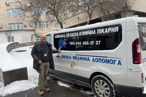 Le directeur de l’hôpital de La Rochelle rend visite aux médecins de Kiev, près d'un an après le début de la guerre en Ukraine