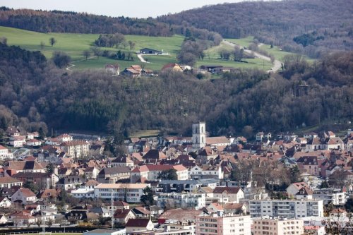 Baume-les-Dames : un jeune gendarme retrouvé mort au sein de la caserne