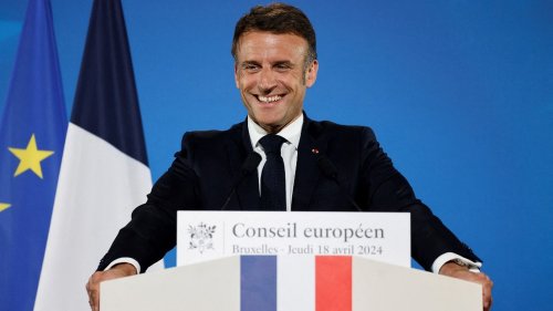 Vidéo Interdiction de réunions publiques : Emmanuel Macron souhaite "que l'ensemble des voix puissent s'exprimer de manière libre"