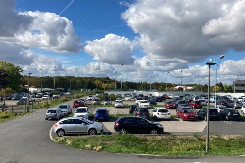 Reims : des étudiants soupçonnent des actes de sabotage de leurs voitures sur les parkings de l'université