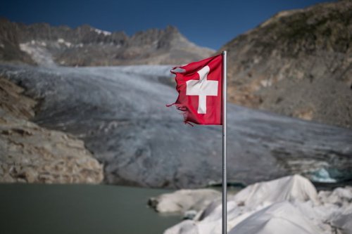 "Ils fondent de plus en plus vite" : ces deux dernières années, les glaciers suisses ont autant reculé qu’en 30 ans