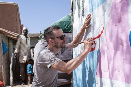 Un street artiste normand met ses couleurs au service des sans-voix de toute la planète