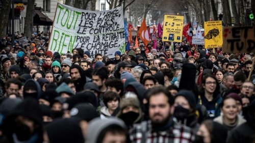 DIRECT. Grève contre la réforme des retraites : 87 000 manifestants à Paris selon la préfecture, 500 000 se...