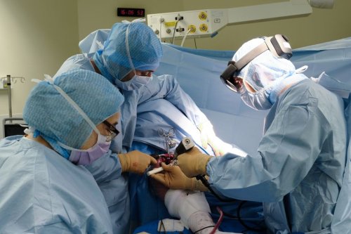 SANTÉ. La réalité virtuelle au secours des chirurgiens : une première en Europe réalisée au CHU de Tours