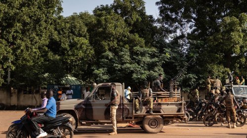 "On reste chez soi": depuis le putsch au Burkina Faso, des Français confient leurs craintes