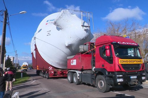 PHOTOS. Suivez le "convoi du siècle" qui traverse la Saône-et-Loire en direction du Jura
