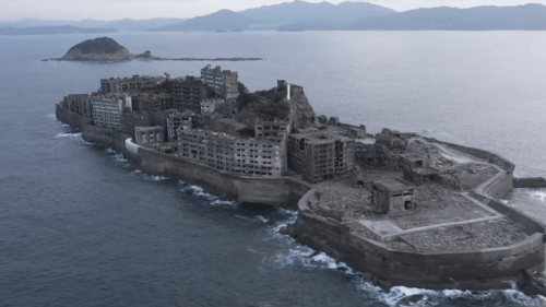 Japon : sur les traces de James Bond, sur l'île d'Hashima