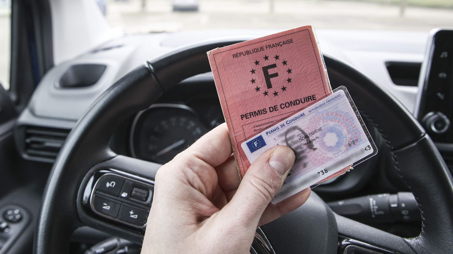 "Il y a mieux à faire" : experts et automobilistes divisés sur la proposition de loi visant à imposer une visite médicale tous les cinq ans aux conducteurs seniors