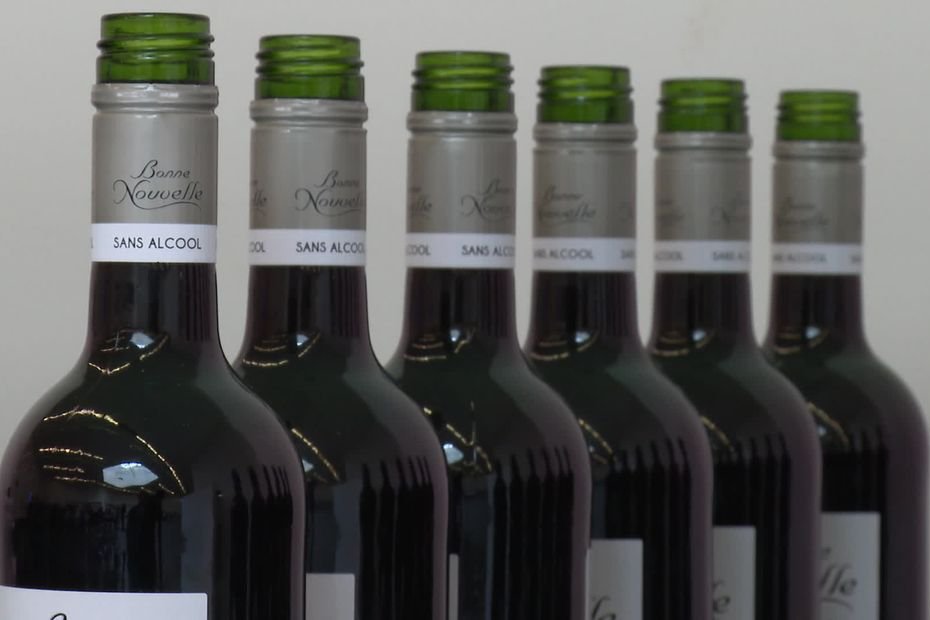Moins d’alcool dans le vin pour sauver la viticulture ? Un pari prometteur mais qui peine encore à convaincre