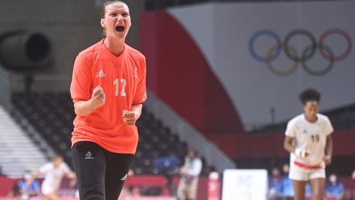 Handball : la championne olympique française Amandine Leynaud arrêtera sa carrière à la fin de la saison
