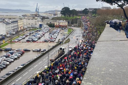 Manifestations contre la réforme des retraites à Rennes, Lorient, Brest. Suivez la mobilisation en Bretagne, en images