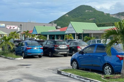 Il tentait de prendre l'avion avec de la cocaïne dissimulée sous ses vêtements... Un homme arrêté à l'aéroport de Saint-Martin
