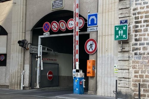 Accident mortel rue Terme à Lyon : une cellule psychologique ouverte au lycée des victimes